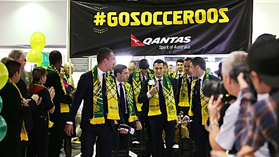 Socceroos-2014-airport-550x.jpg